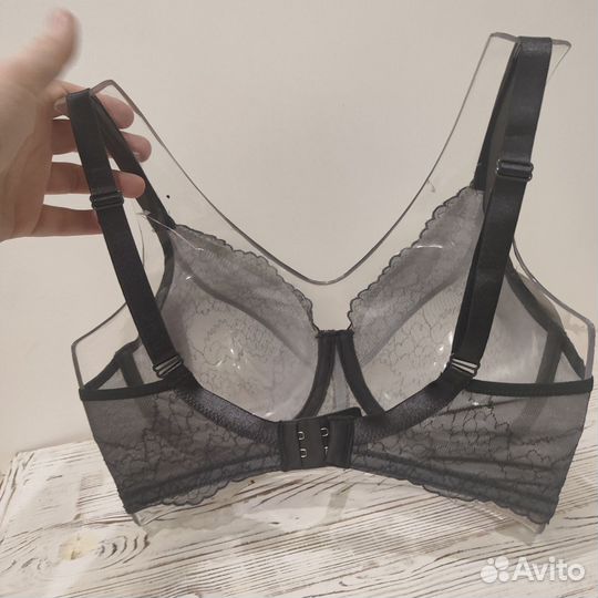 Бюстгальтер Triumph 70F