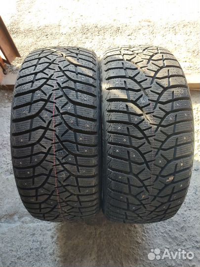 Bridgestone Blizzak Spike-02 SUV 275/45 R20 110T