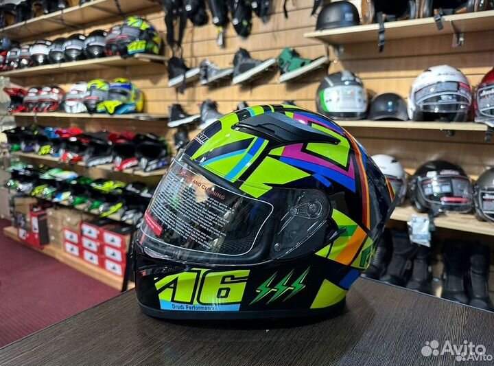 Шлем интеграл со встроенными очками для мото