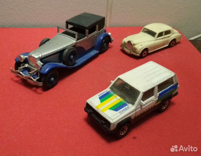 Машинки Matchbox