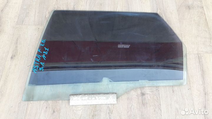 Стекло двери задней левой №81 Opel Astra F 1996
