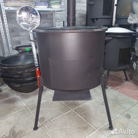 Казан чугунный с печкой