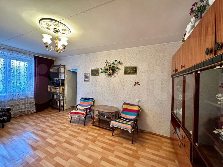 3-к. квартира, 61 м², 1/9 эт.