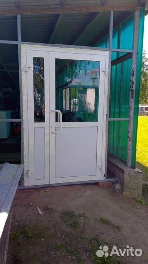 Двери алюминиевые