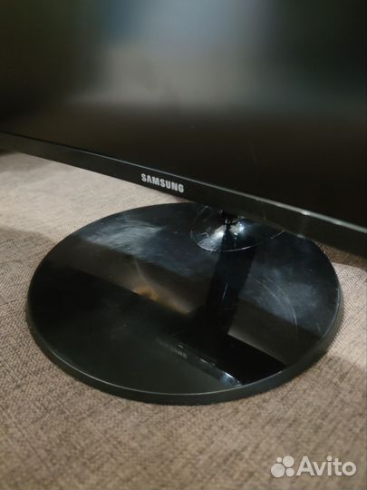 Монитор Samsung C27F390FHI