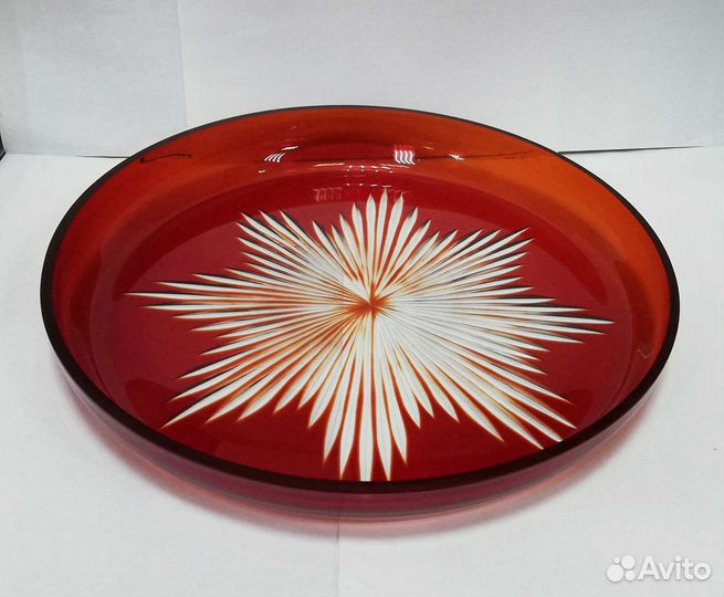 Поднос красное рубиновое стекло, алмазная грань