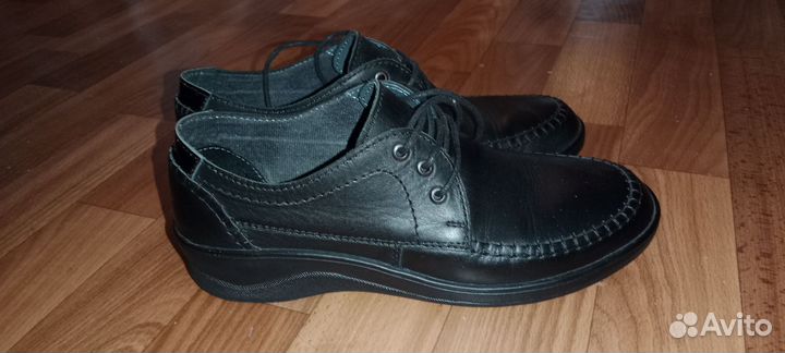 Ботинки женские