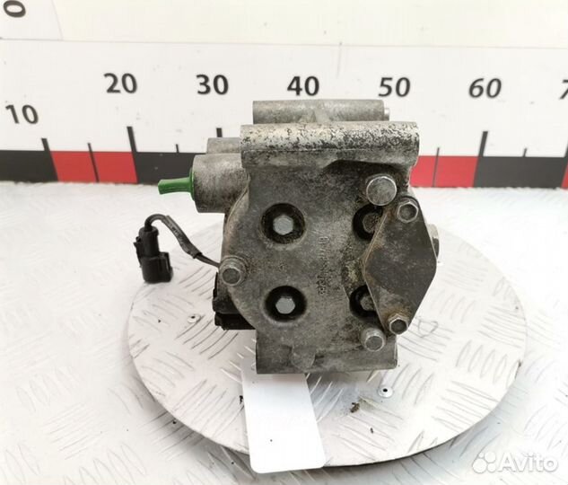 Компрессор кондиционера Ford Focus 1.8