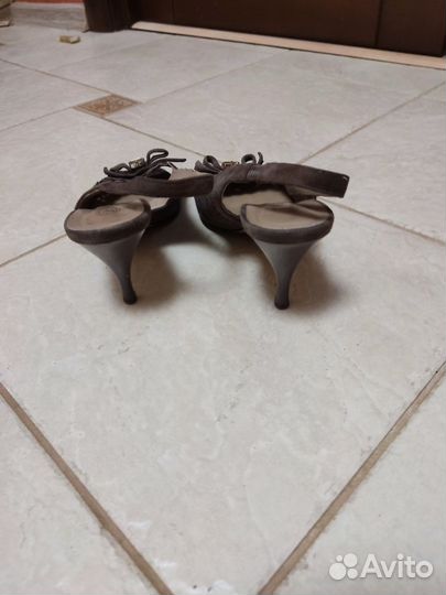 Босоножки 36 cover