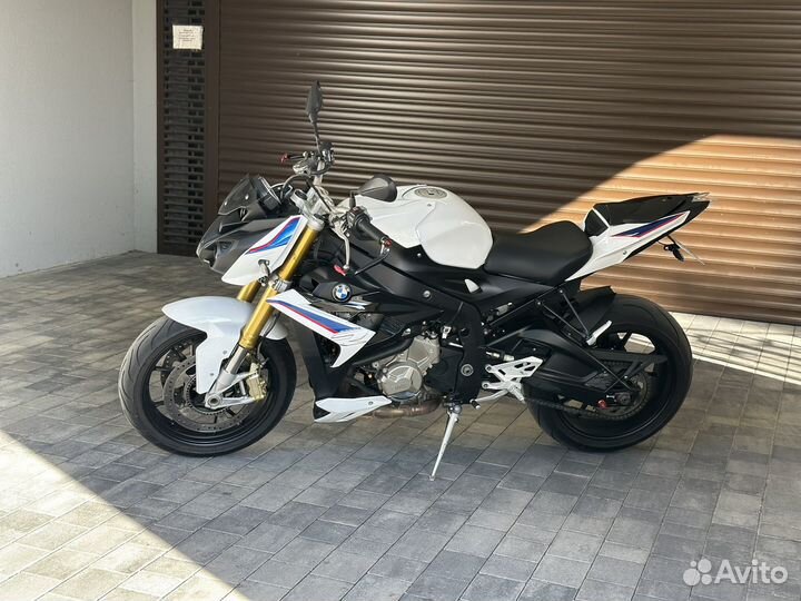 BMW S1000R