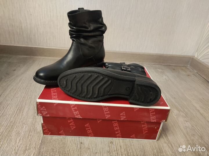 Ботинки женские демисезонные р 38