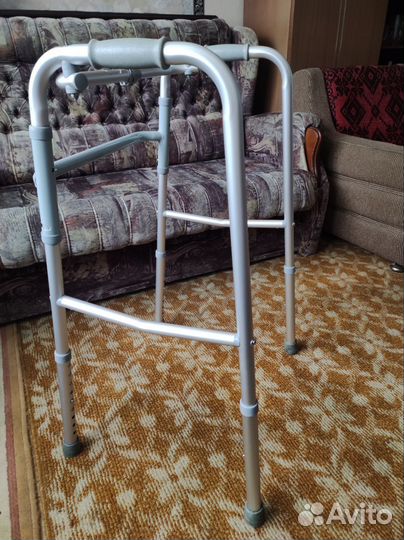 Ходунки для взрослых