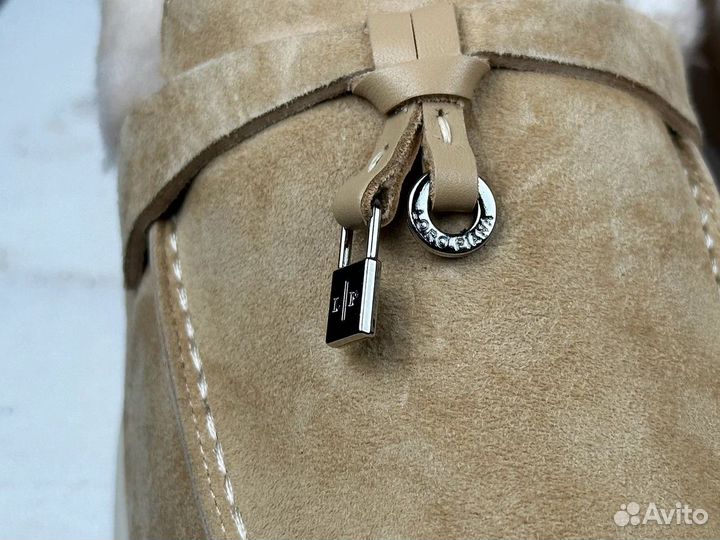 Лоферы Loro Piana с мехом / зимние