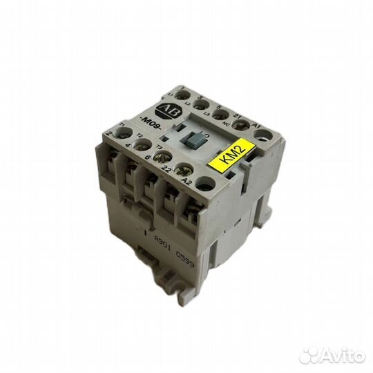 Мини-контактор 100-M09N*31 100-M09N SER A 12 А 600