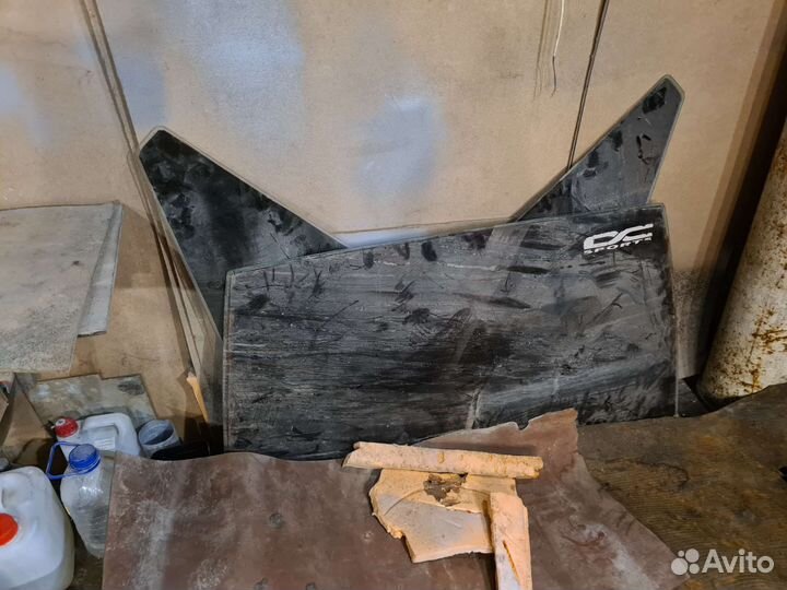 Стекла задние 2113, 2114