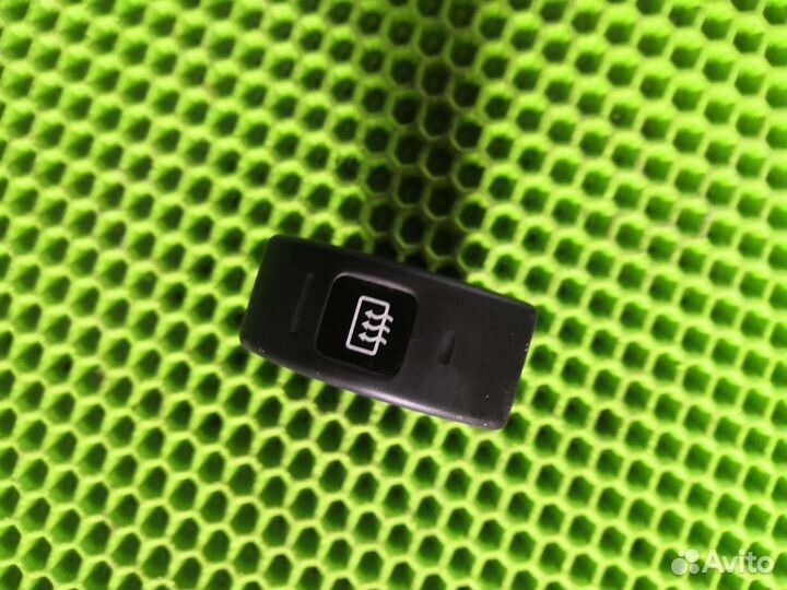 Кнопка обогрева стекла Ниссан Р несса