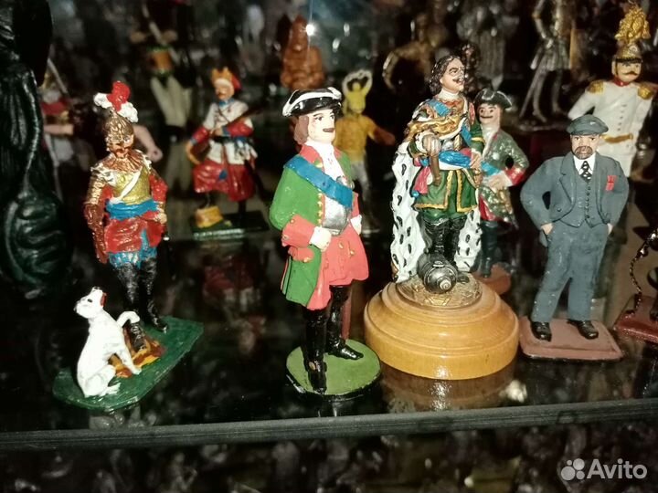 Детские оловянные солдатики