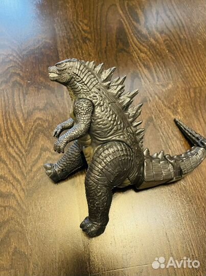 Фигурка Годзиллы