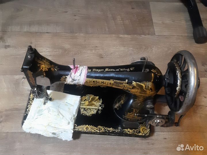 Швейная машинка зингер