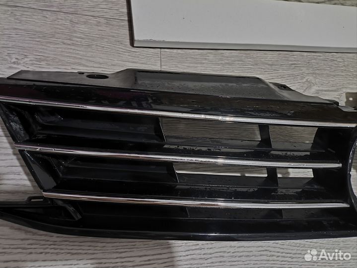 Решетка радиатора volkswagen jetta 6 2017 год
