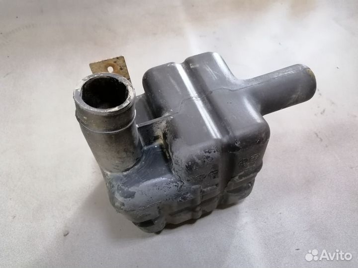 Резонатор воздушного фильтра Opel Kadett E