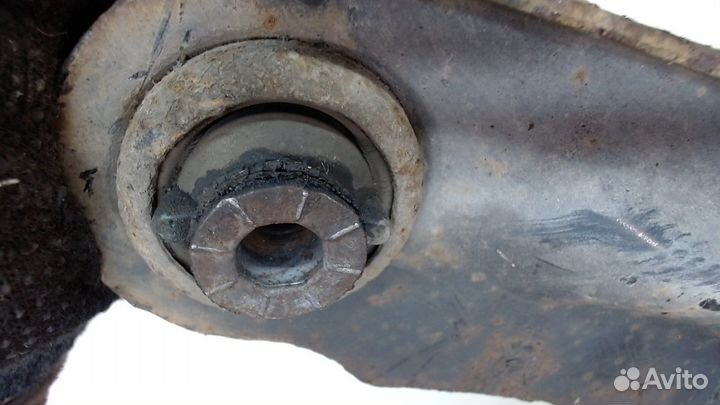 Рычаг подвески Renault Trafic, 2003