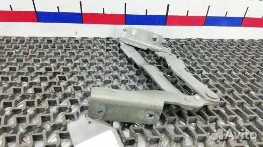 Петля капота peugeot 807 (82G03D502)