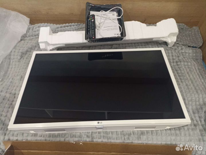 Телевизор LG 32 дюйма новый