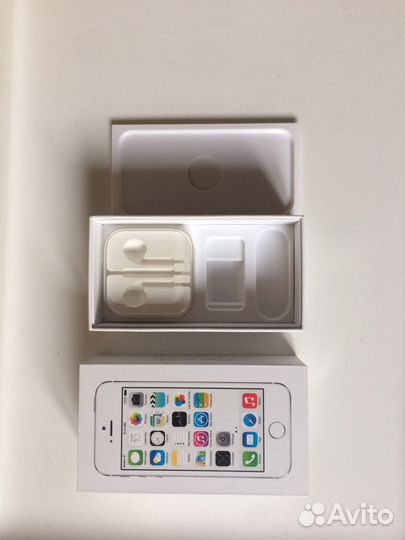 Коробка от iPhone 5s оригинальная