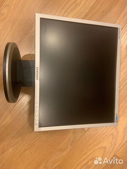 Монитор Samsung syncmaster 940n