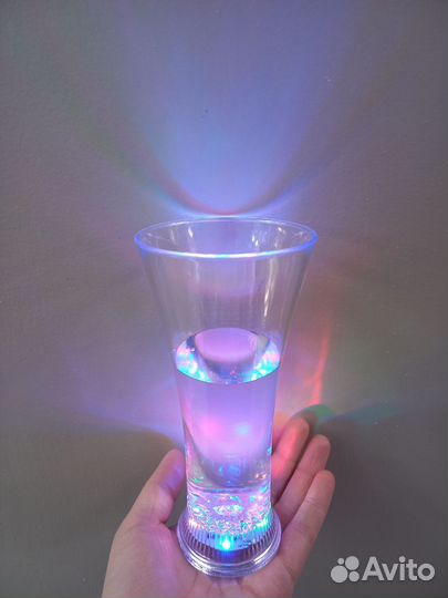 Светящийся стакан