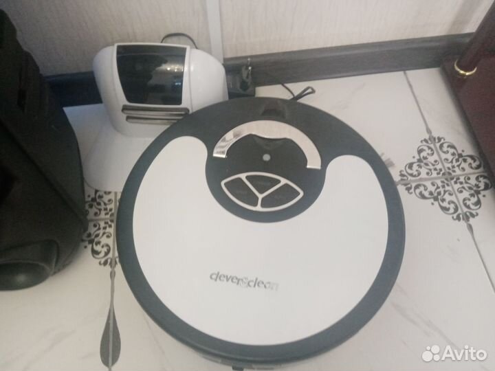 Робот пылесос