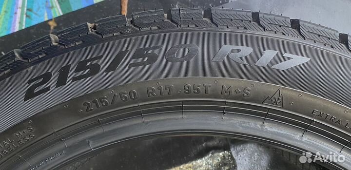 Formula Ice FR 215/50 R17 95