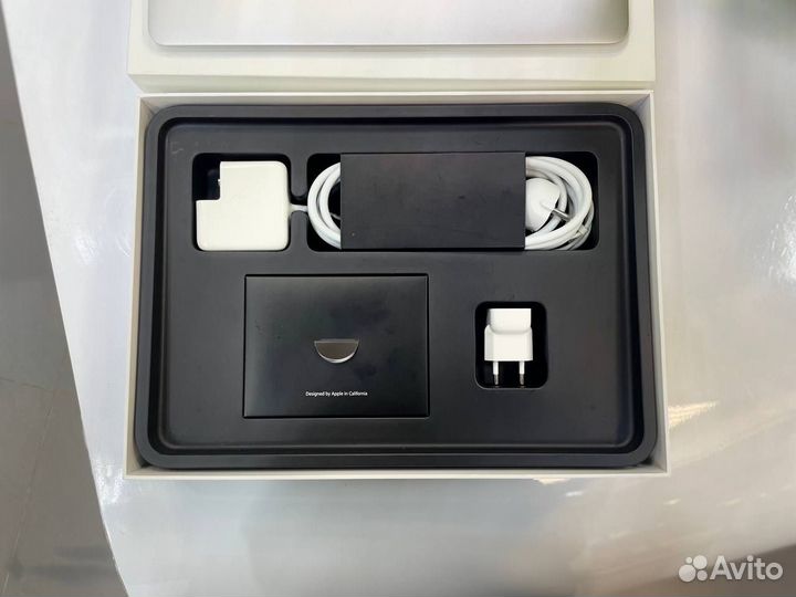 Apple MacBook Air 13 4/128 Silver