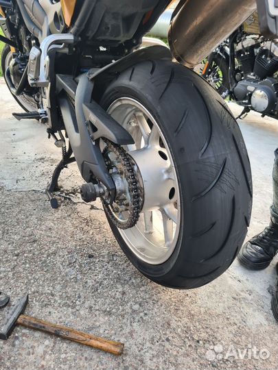 Triumph tiger 1050