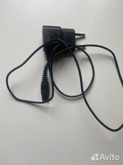 Триммер Philips OneBlade QP2530