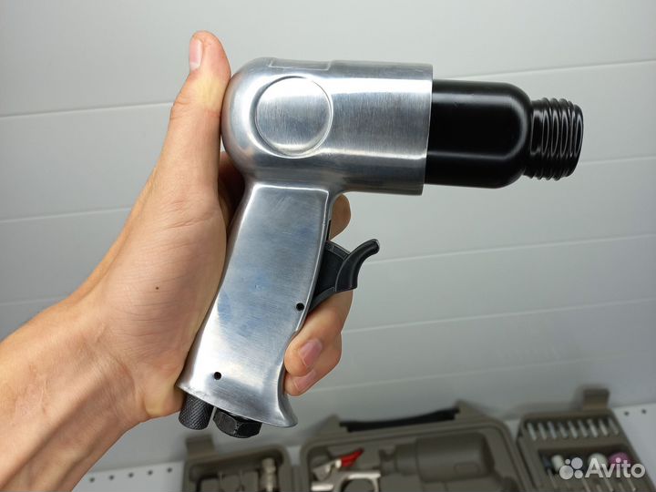 Набор пневмоинструмента с насадками 71 pcs