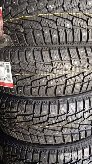 Roadstone Winguard Spike 205/55 R16 94T