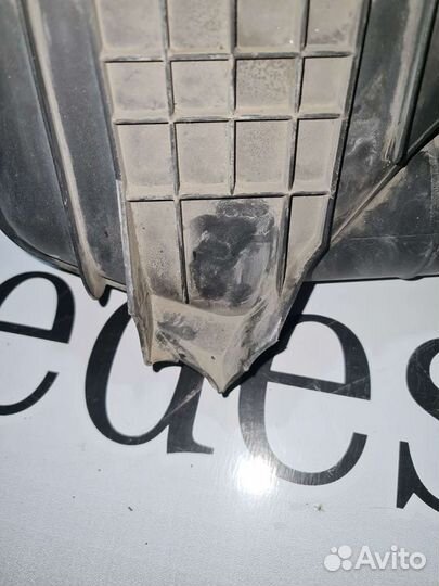 Корпус воздушного фильтра Mercedes Sprinter