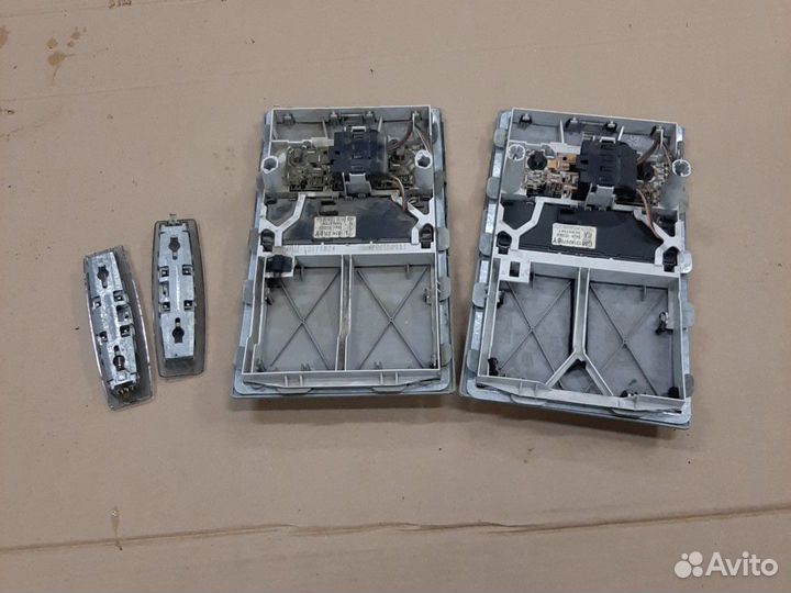 Плафон салонный передний Opel Astra H