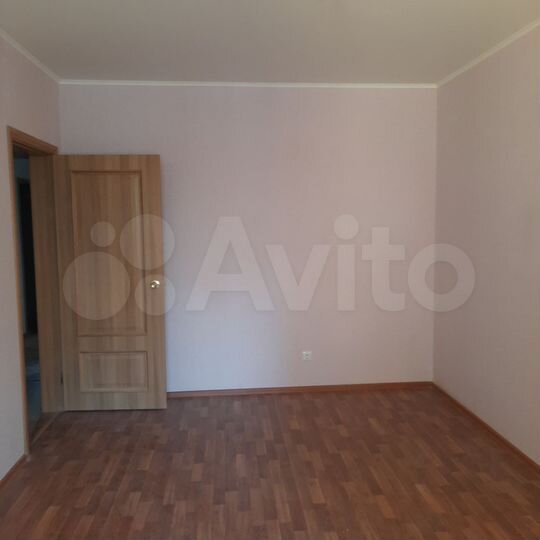 2-к. квартира, 55 м², 1/17 эт.