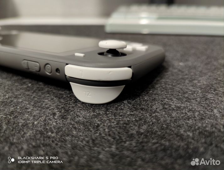 Nintendo switch lite прошитая + 512гб