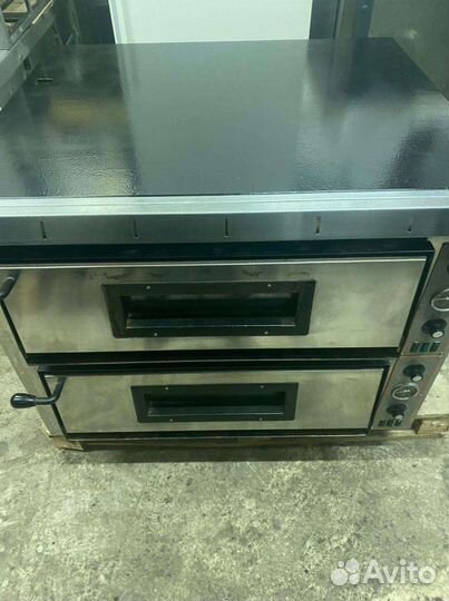 Печь для пиццы 4+4, Италия