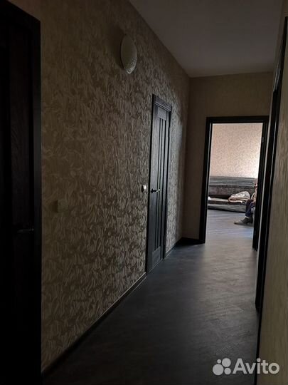 Укладка ламината, Поклейка обоев, Настил линолеума