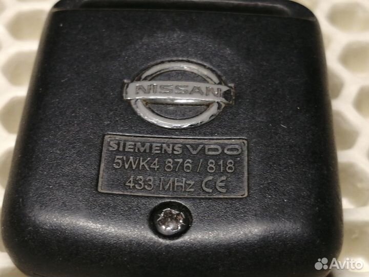 Nissan Micra чип ключ 2 кнопки Siemens VDO