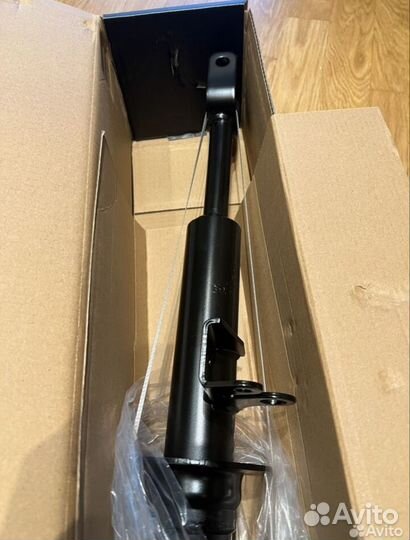 Амортизаторы передние BMW F10