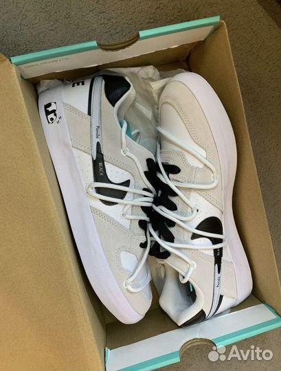 Выкуп и доставка оригианльных кроссовок из Китая