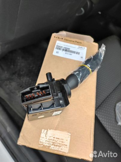 Переключатель Стеклоочистителя.93420h9500