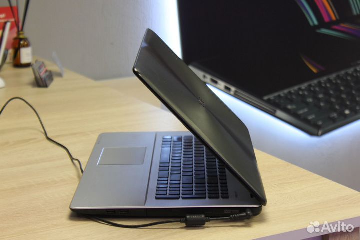 Ноутбук asus с большим экраном и новым акб