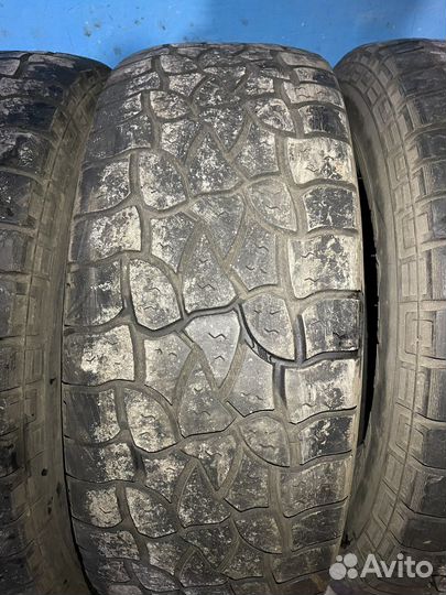 Mickey Thompson Baja STZ 285/70 R17